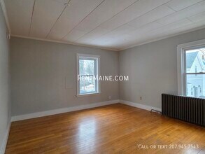 302 Turner St in Auburn, ME - Building Photo - Building Photo
