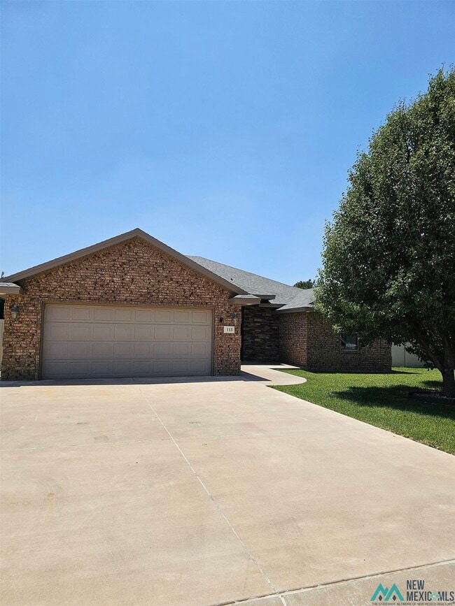 property at 113 Mariposa Dr