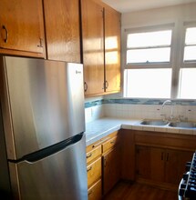 1466 S Sherbourne Dr in Los Angeles, CA - Building Photo - Building Photo