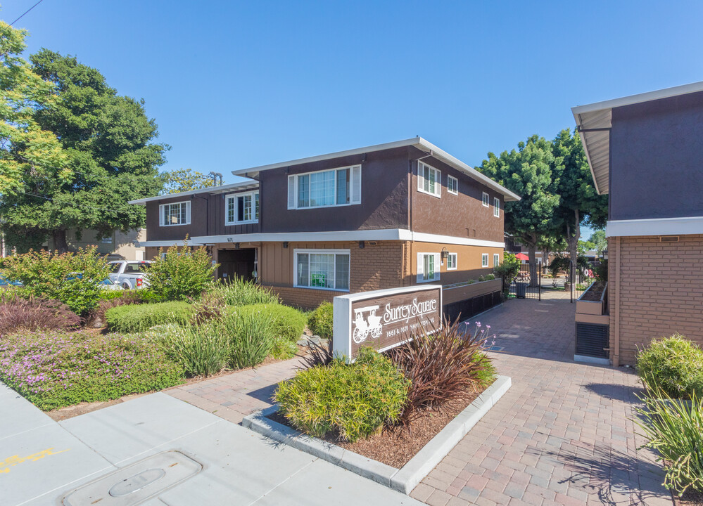 Surrey Square Apartments in San Jose, CA - Foto de edificio