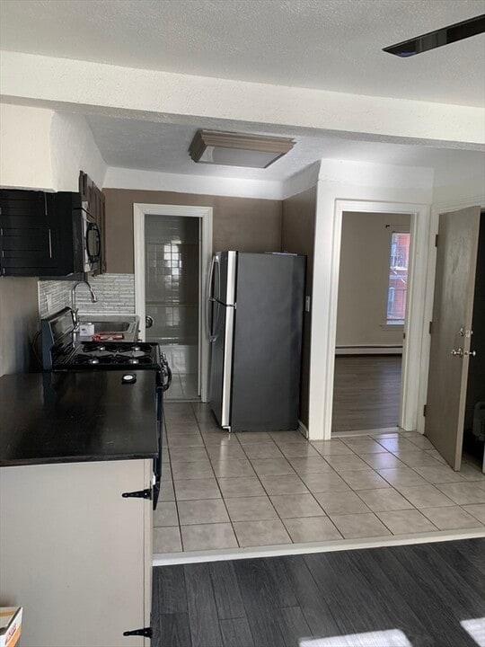 9 Greenwich St, Unit #1 in Boston, MA - Building Photo