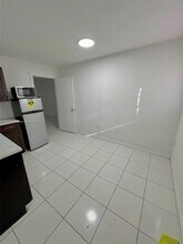15741 NW 40th Ct in Opa Locka, FL - Building Photo - Building Photo