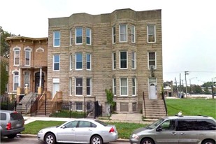 4710 S Wabash Ave Apartamentos