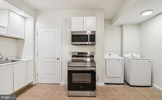 6005 Armaan Dr in Glenn Dale, MD - Building Photo