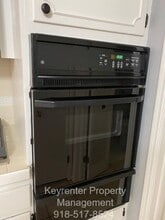 8722 E 30th St in Tulsa, OK - Building Photo - Building Photo