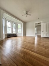 150 Main St, Unit 1 in Wayland, MA - Foto de edificio - Building Photo