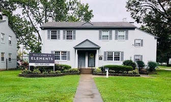 Elements of Louisville Apartamentos