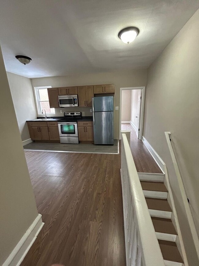 property at 225 S 62nd St