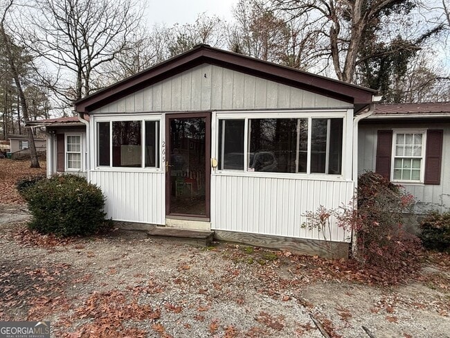 property at 265 Tanglewood Ln