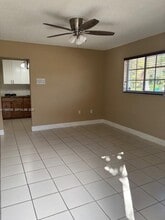 XXX30 SW 21st St in Miami, FL - Building Photo - Building Photo