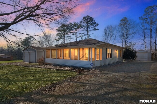 property at 1544 31st St Ct SE