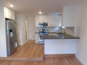 4353 Edson Ave in Bronx, NY - Foto de edificio - Building Photo