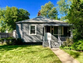 1711 Barrett Ave in Royal Oak, MI - Building Photo