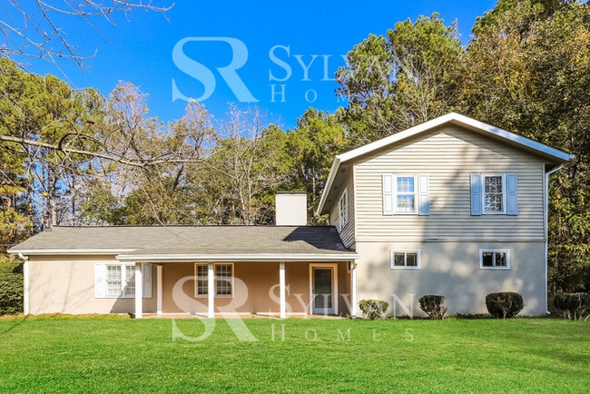 364 Major Rd in Sharpsburg, GA - Building Photo - Building Photo