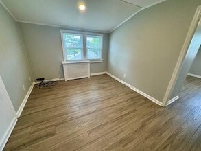38 Leach St in Lynbrook, NY - Building Photo - Building Photo