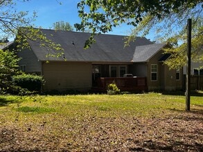 106 Dunwoody Dr in Jacksonville, NC - Building Photo - Building Photo