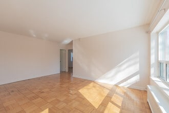 Castlefield Apartments in Toronto, ON - Building Photo - Building Photo