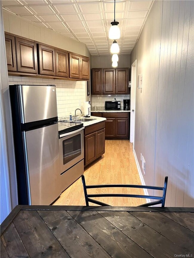 95 Albany St in Poughkeepsie, NY - Building Photo - Building Photo