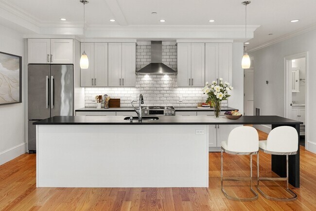 27 Washburn St in Boston, MA - Building Photo - Building Photo