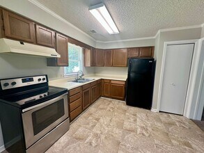 1225 Coffey St in Sumter, SC - Building Photo - Building Photo