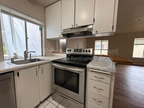 300 Stony Point Rd in Santa Rosa, CA - Building Photo - Building Photo