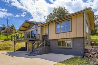 389 S Cedar Brook Rd in Boulder, CO - Building Photo - Building Photo