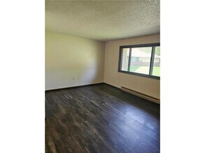 551 Lakeview Rd in Heron Lake, MN - Building Photo - Building Photo