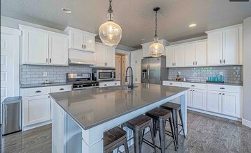 831 S Cottage Side Ln in Heber City, UT - Building Photo - Building Photo