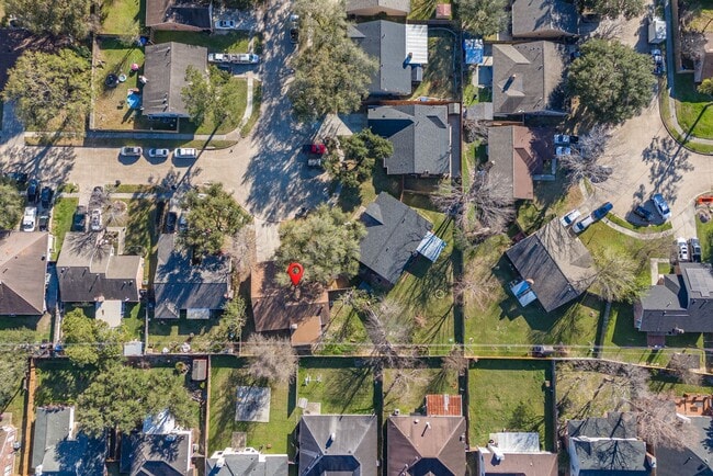 13534 N Peachfield Cir in Houston, TX - Building Photo - Building Photo