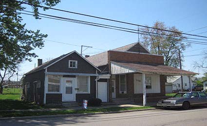 718 E Sycamore St in Van Wert, OH - Building Photo