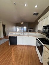 7681 Roe Ave in Boise, ID - Building Photo - Building Photo