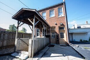 874 Virginia Ave in Indianapolis, IN - Building Photo