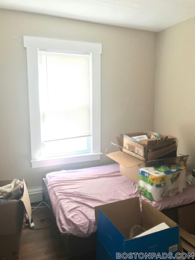 357 Windsor St in Cambridge, MA - Building Photo - Building Photo