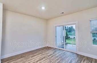 205 Quickstep Dr in Greer, SC - Building Photo - Building Photo