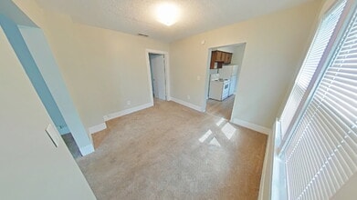 1325 Mohawk Ave in Royal Oak, MI - Building Photo - Building Photo