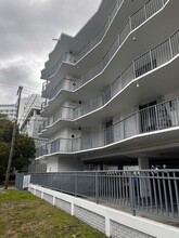 1100 Alton Rd in Miami Beach, FL - Building Photo - Building Photo