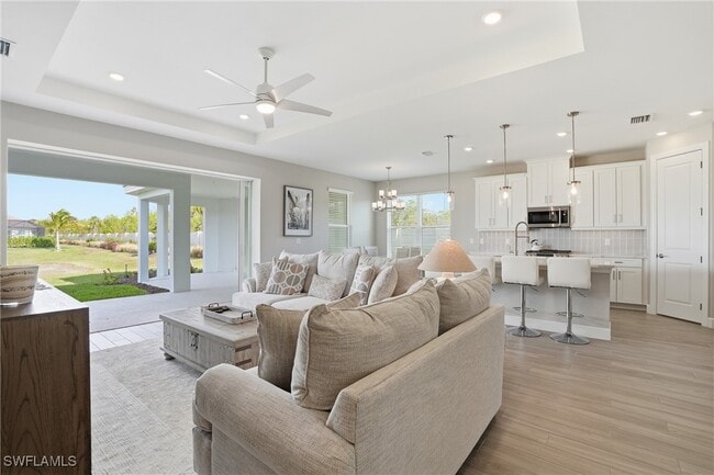 property at 11964 Molto Dr