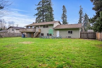 603 27th Ave SE in Puyallup, WA - Building Photo - Building Photo