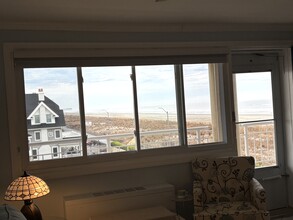 6100 Boardwalk, Unit 310 in Ventnor City, NJ - Foto de edificio - Building Photo