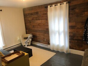 26 Meredith St in Delhi, NY - Building Photo - Building Photo