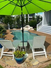 136 Inlet Point Dr in Wilmington, NC - Building Photo - Building Photo