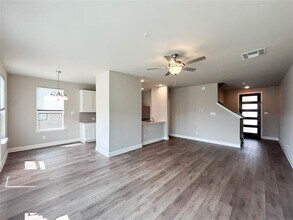 2041 Layla Dr in Waxahachie, TX - Building Photo - Building Photo