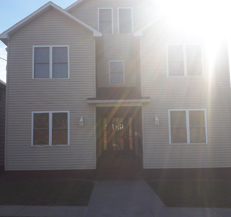 330-332 Green St in Syracuse, NY - Foto de edificio