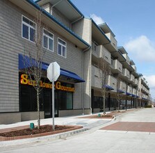 The Village at Grand Landing in Grand Haven, MI - Foto de edificio - Building Photo