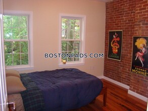 9 Warwick St, Unit 2 in Boston, MA - Building Photo - Building Photo