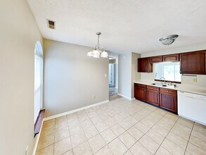 1320 Mulberry Ct in Greenfield, IN - Building Photo - Building Photo