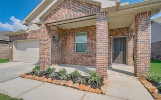 8414 Beacon Bay Cir in Mont Belvieu, TX - Building Photo