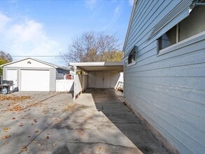 1006 Van Giesen St in Richland, WA - Building Photo - Building Photo