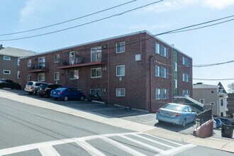 55 Eleanor St in Chelsea, MA - Building Photo - Building Photo
