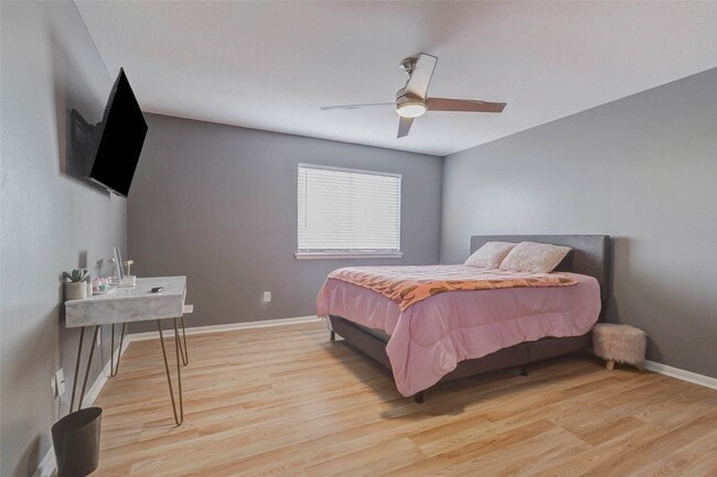 property at 4615 Breckenridge Dr